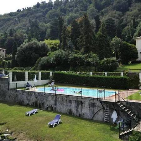Darsena Madre Apartment Meina